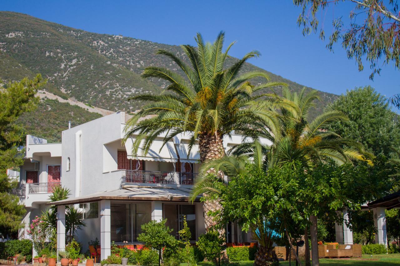 Hotel Hellas Epidaurus Buitenkant foto