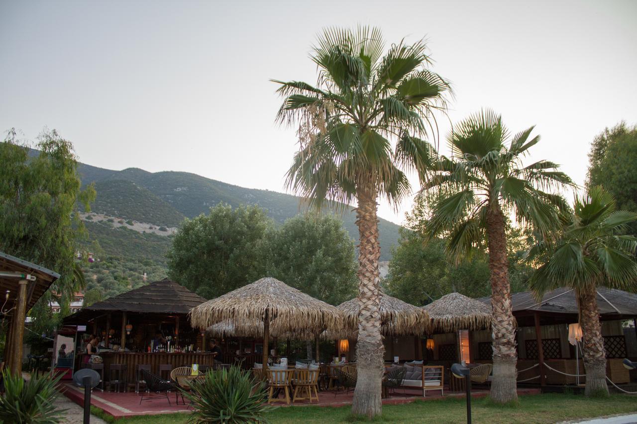 Hotel Hellas Epidaurus Buitenkant foto
