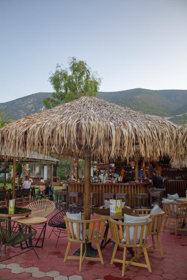 Hotel Hellas Epidaurus Buitenkant foto