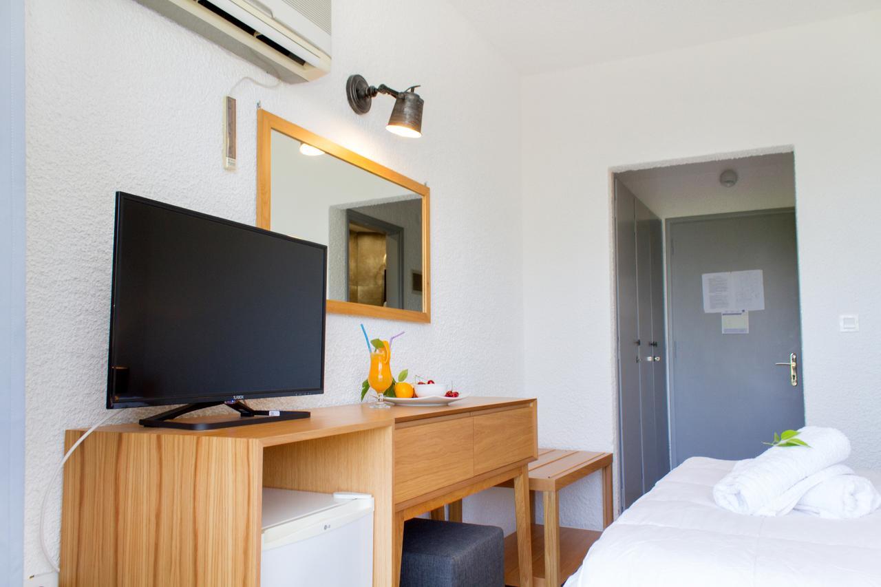 Hotel Hellas Epidaurus Buitenkant foto